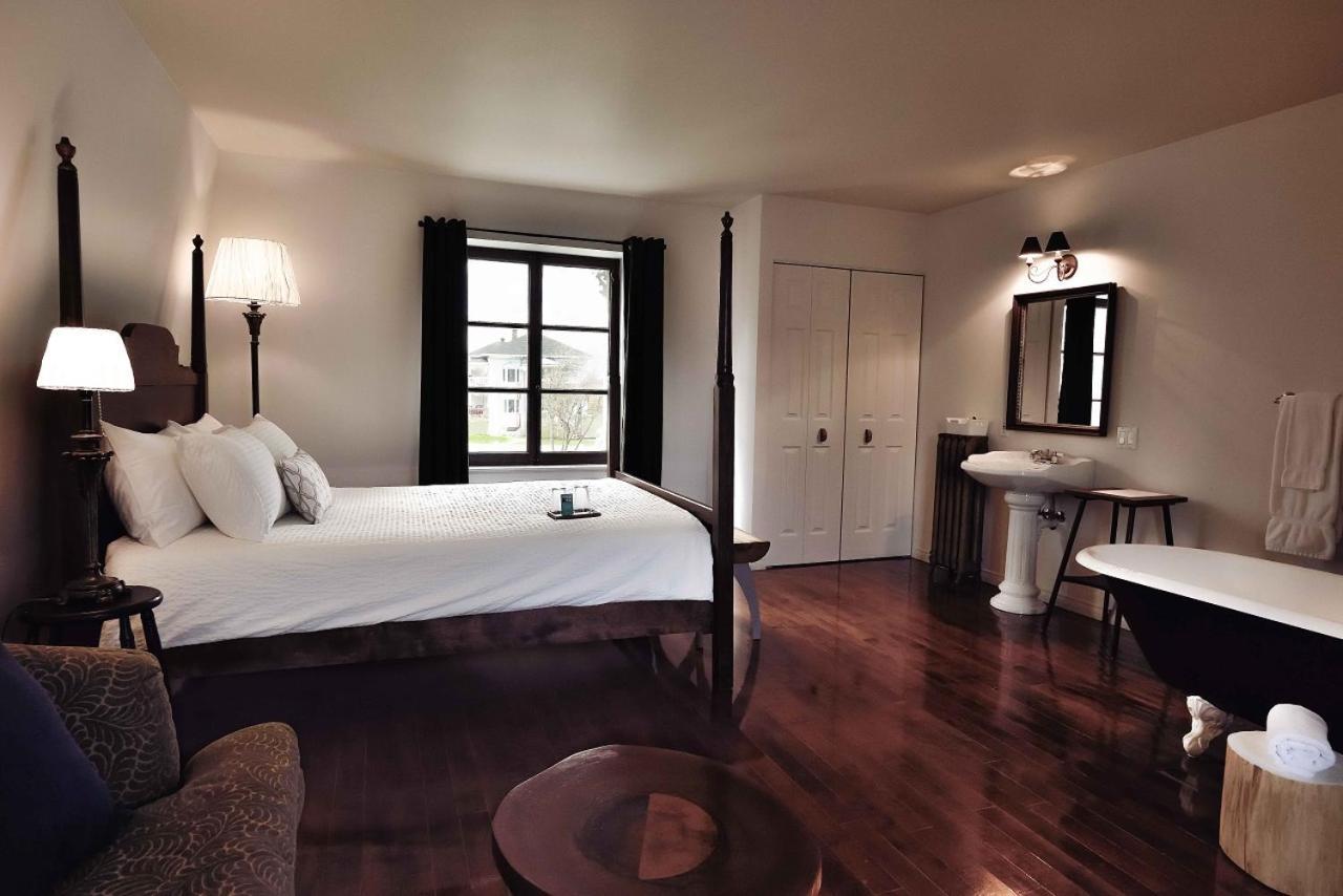 Auberge Le 112 Saint Andre De Kamouraska Экстерьер фото