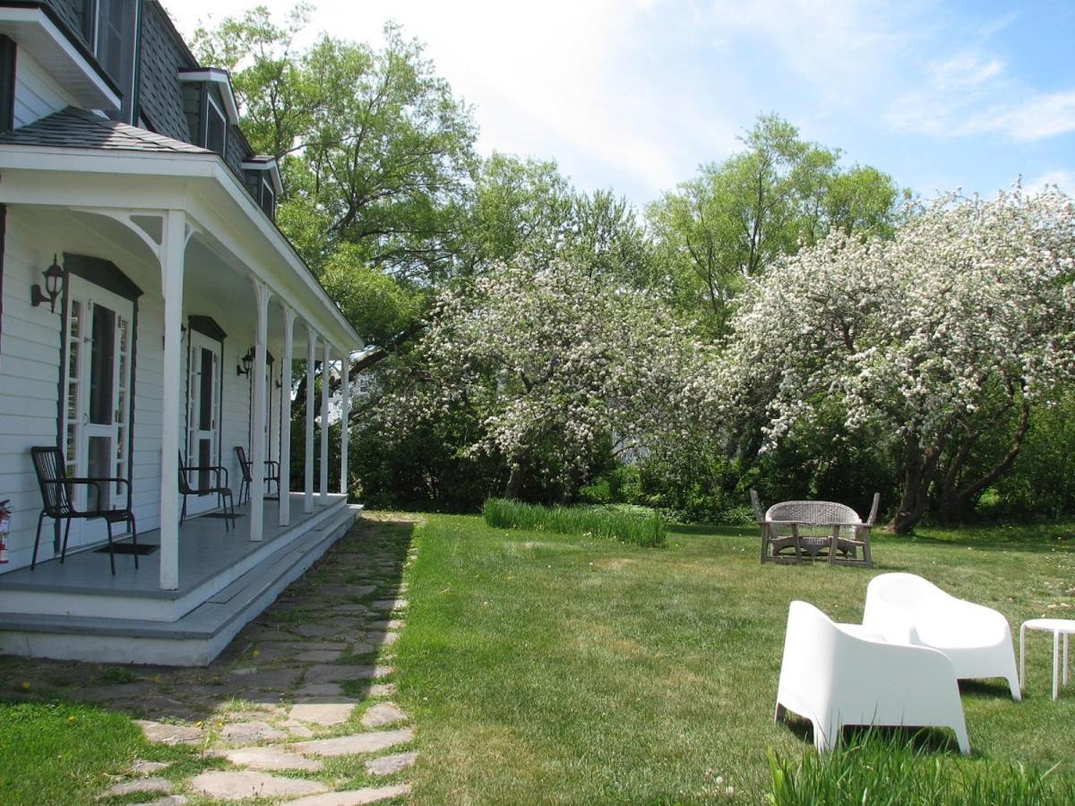 Auberge Le 112 Saint Andre De Kamouraska Экстерьер фото